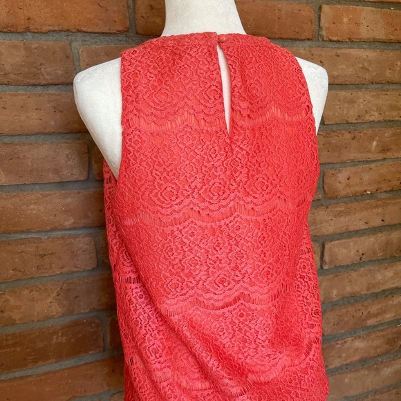 Coral lace sleeveless top - Picture 5 of 7